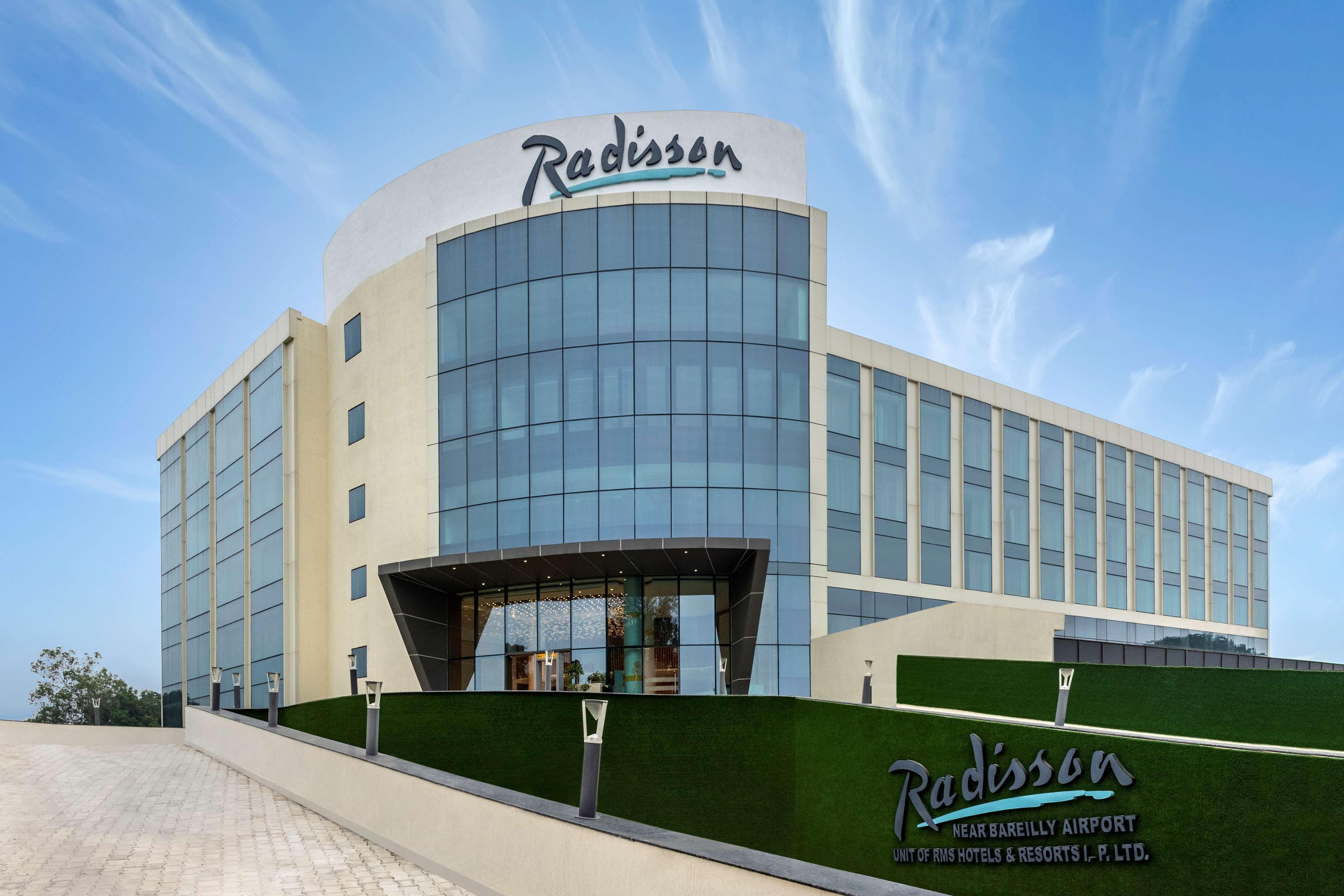 Radisson Hotel Bareilly Airport Eksteriør billede