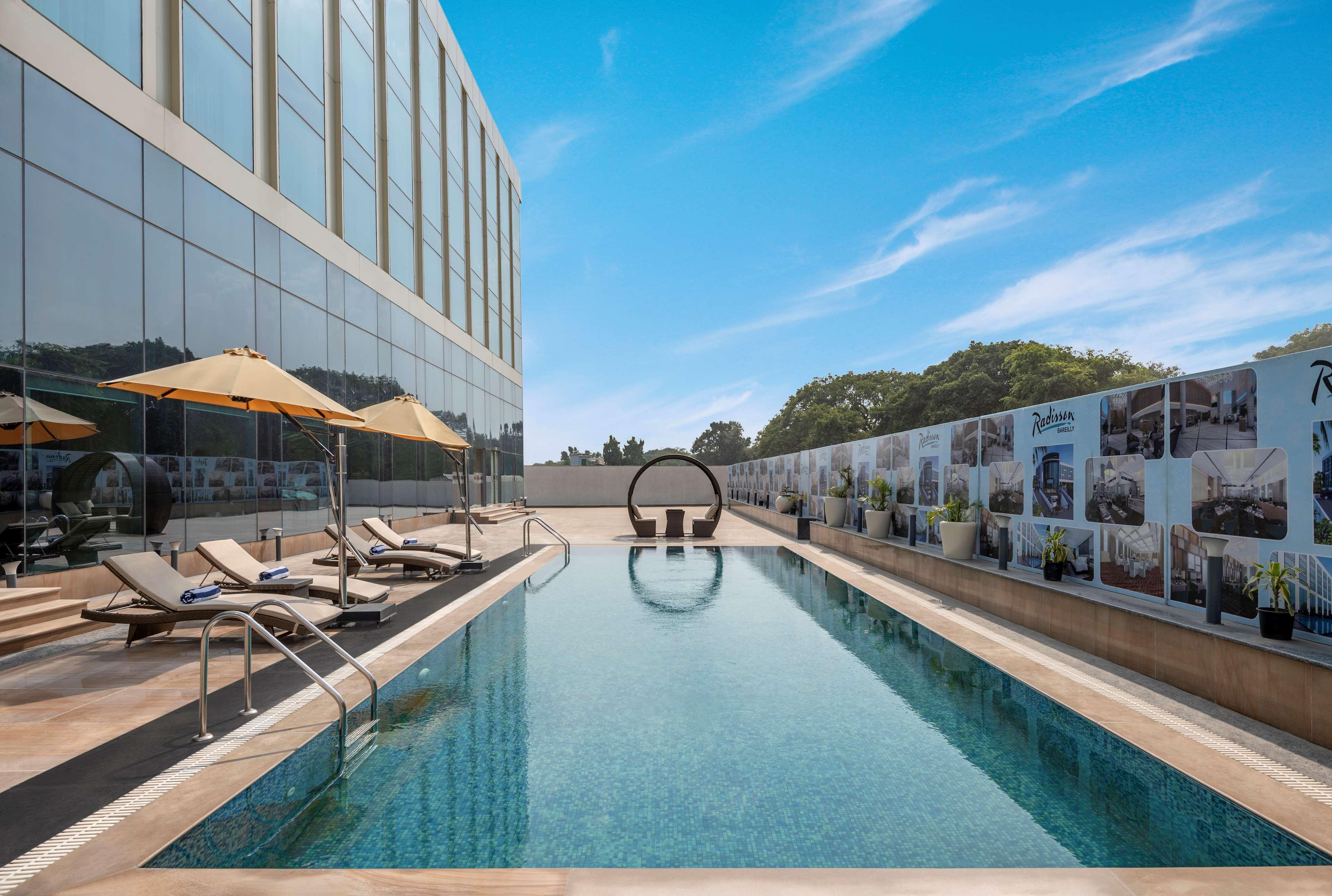 Radisson Hotel Bareilly Airport Eksteriør billede