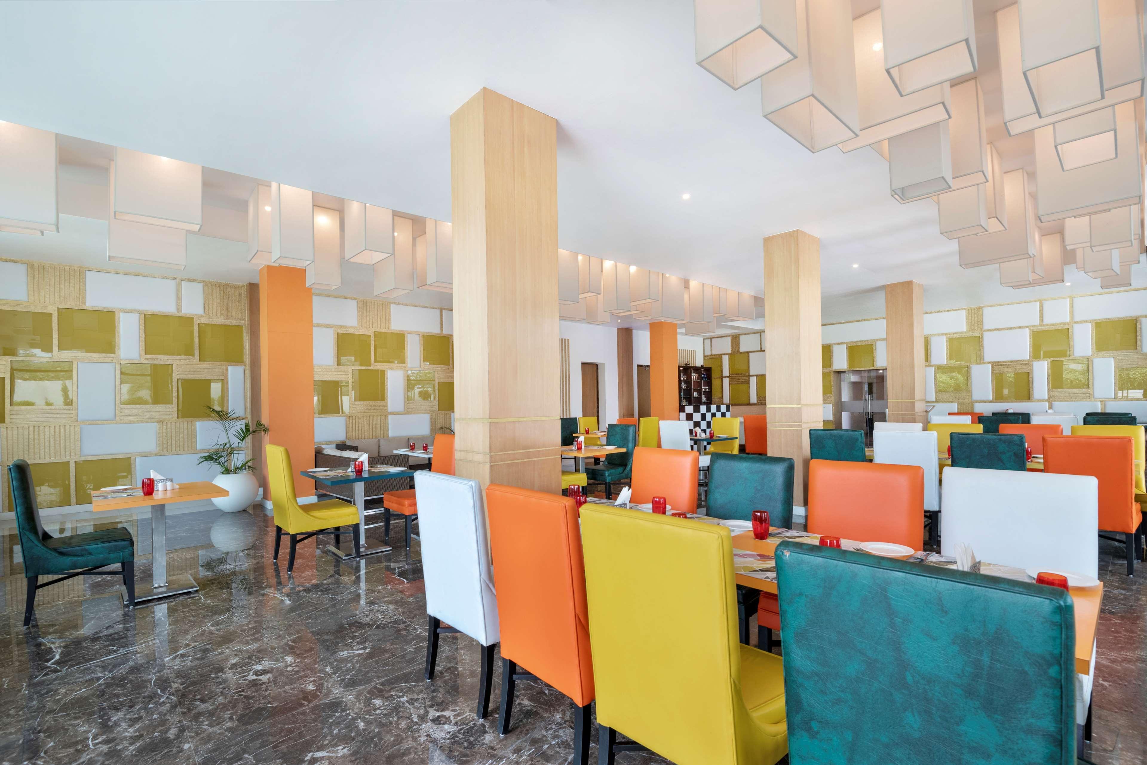 Radisson Hotel Bareilly Airport Eksteriør billede